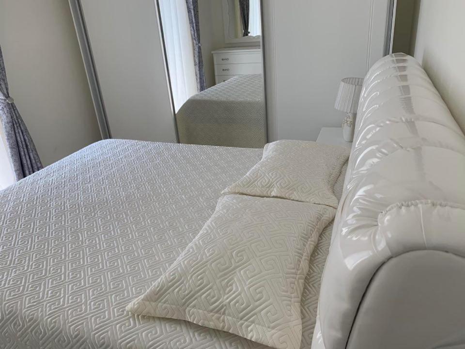 Apartament Oresti Korce Luaran gambar